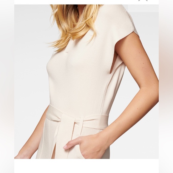 Forever New Mari Collar Fit And Flare Knit Dress - Picture 3 of 8